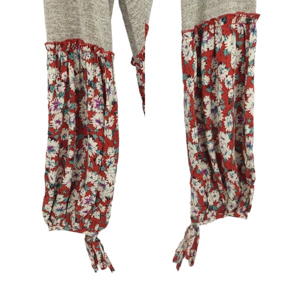 Easel Long Sleeve Knit Floral Tunic Top Womens Size Small Tie Sleeves Gray Red - Picture 13 of 13